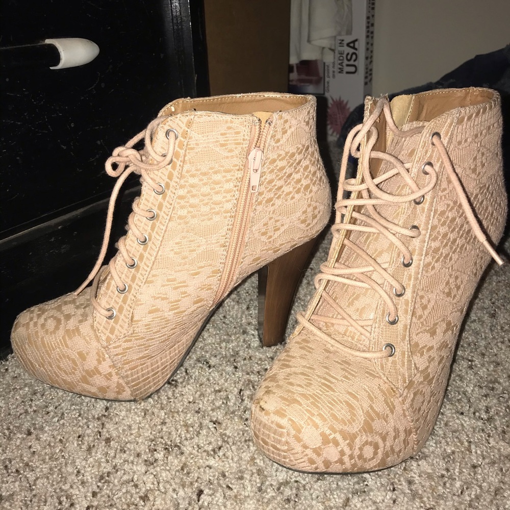 tan heels